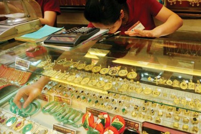 Giá vàng hôm nay: Máy bay Malaysia MH17 không giữ được đà tăng giá vàng